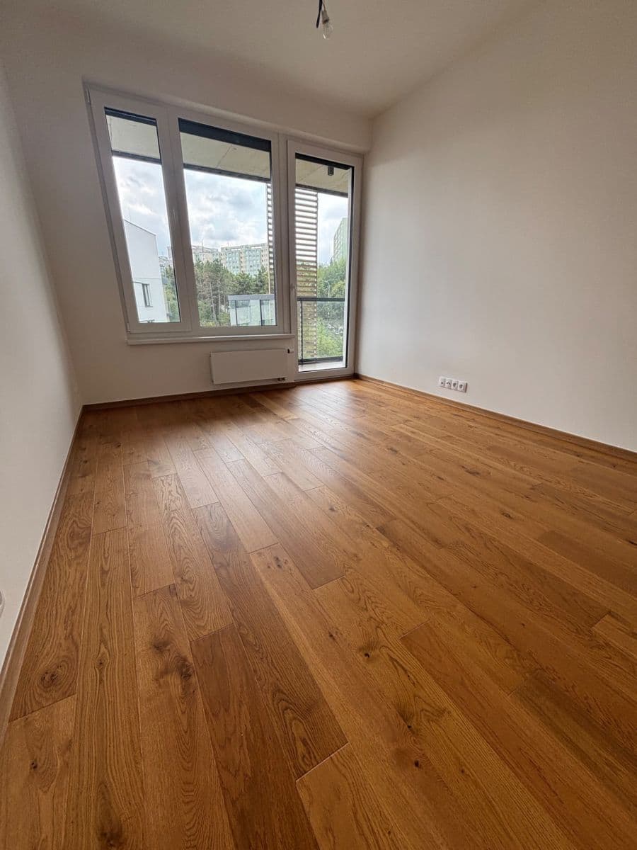 Pronájem bytu 2+kk 52 m², Komárkova, Praha, Praha Pronájem bytu 2+kk 52 m², Komárkova, Praha, Praha