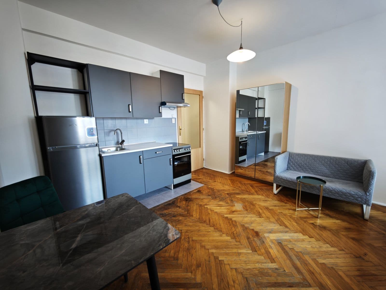 Pronájem bytu 1+kk 28 m², Komunardů, Praha, Praha Pronájem bytu 1+kk 28 m², Komunardů, Praha, Praha
