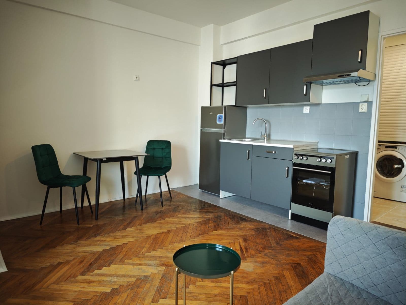 Pronájem bytu 1+kk 28 m², Komunardů, Praha, Praha Pronájem bytu 1+kk 28 m², Komunardů, Praha, Praha