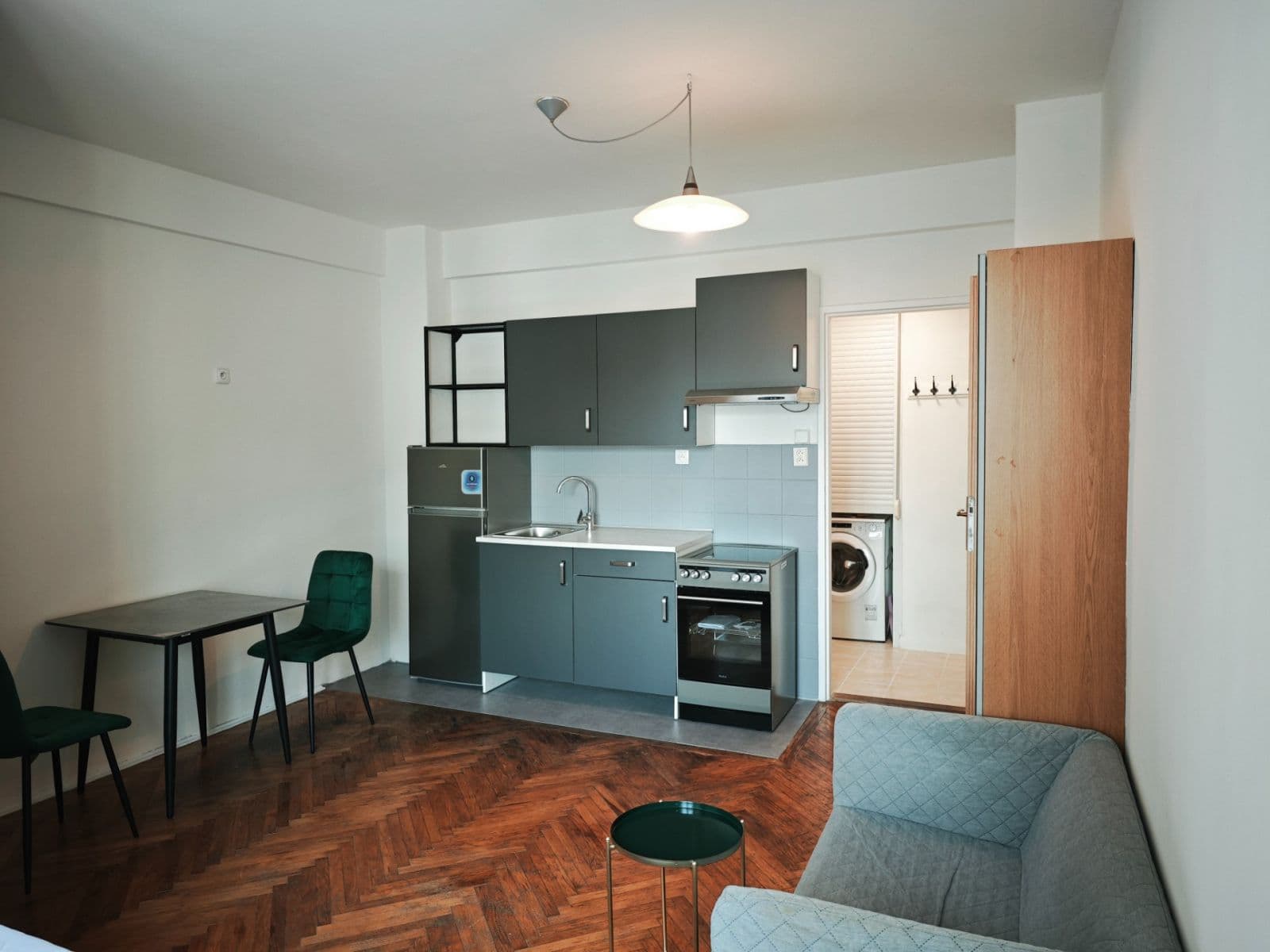 Pronájem bytu 1+kk 28 m², Komunardů, Praha, Praha Pronájem bytu 1+kk 28 m², Komunardů, Praha, Praha