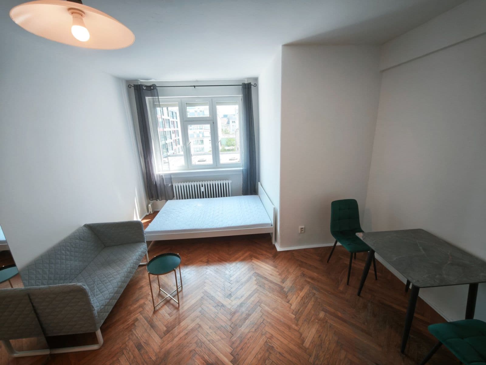 Pronájem bytu 1+kk 28 m², Komunardů, Praha, Praha Pronájem bytu 1+kk 28 m², Komunardů, Praha, Praha