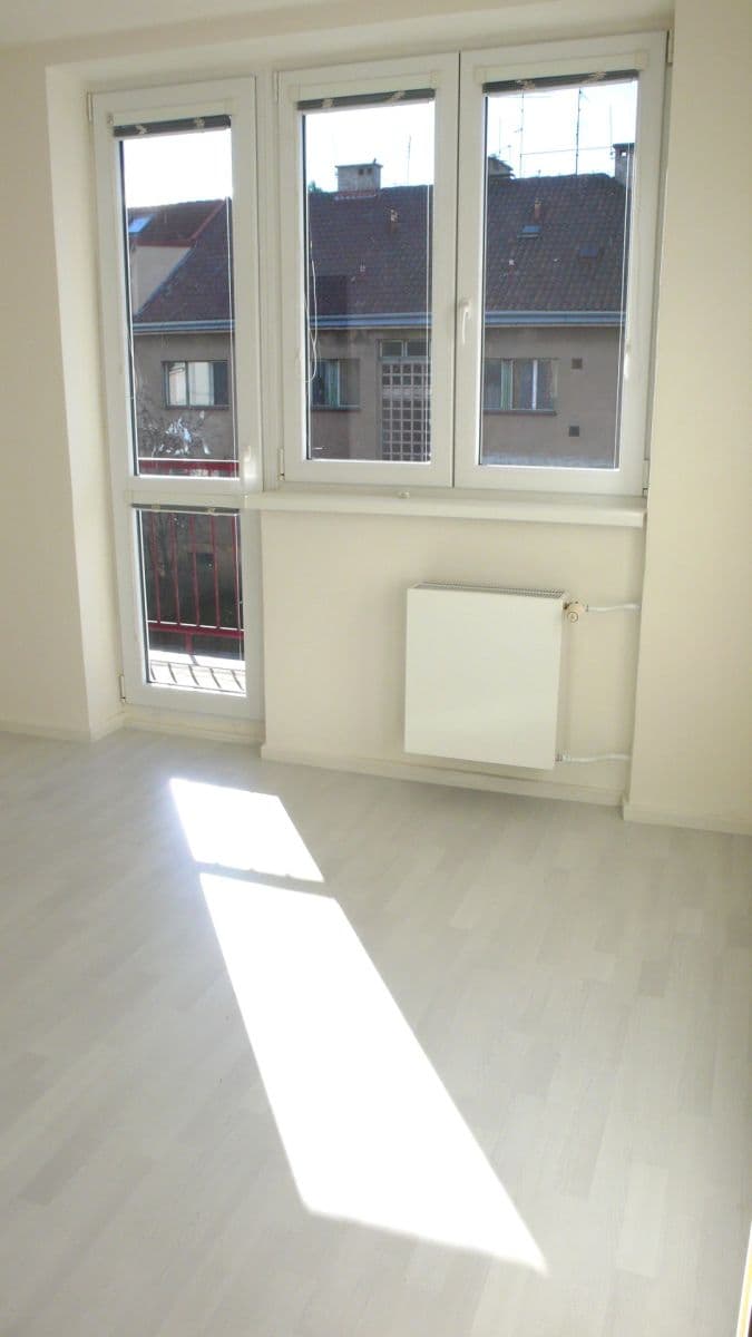 Pronájem bytu 2+kk 40 m², Čínská, Praha, Praha Pronájem bytu 2+kk 40 m², Čínská, Praha, Praha