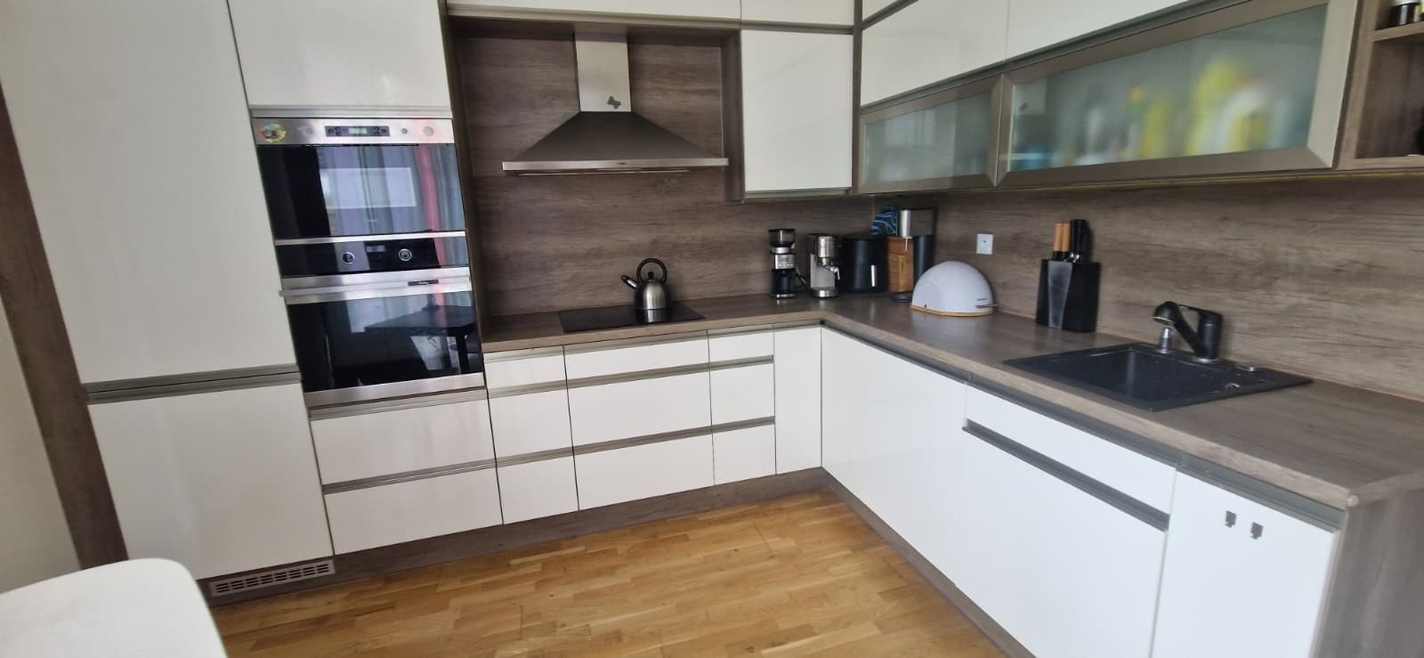 Pronájem bytu 1+kk 36 m², Olgy Havlové, Praha, Praha Pronájem bytu 1+kk 36 m², Olgy Havlové, Praha, Praha