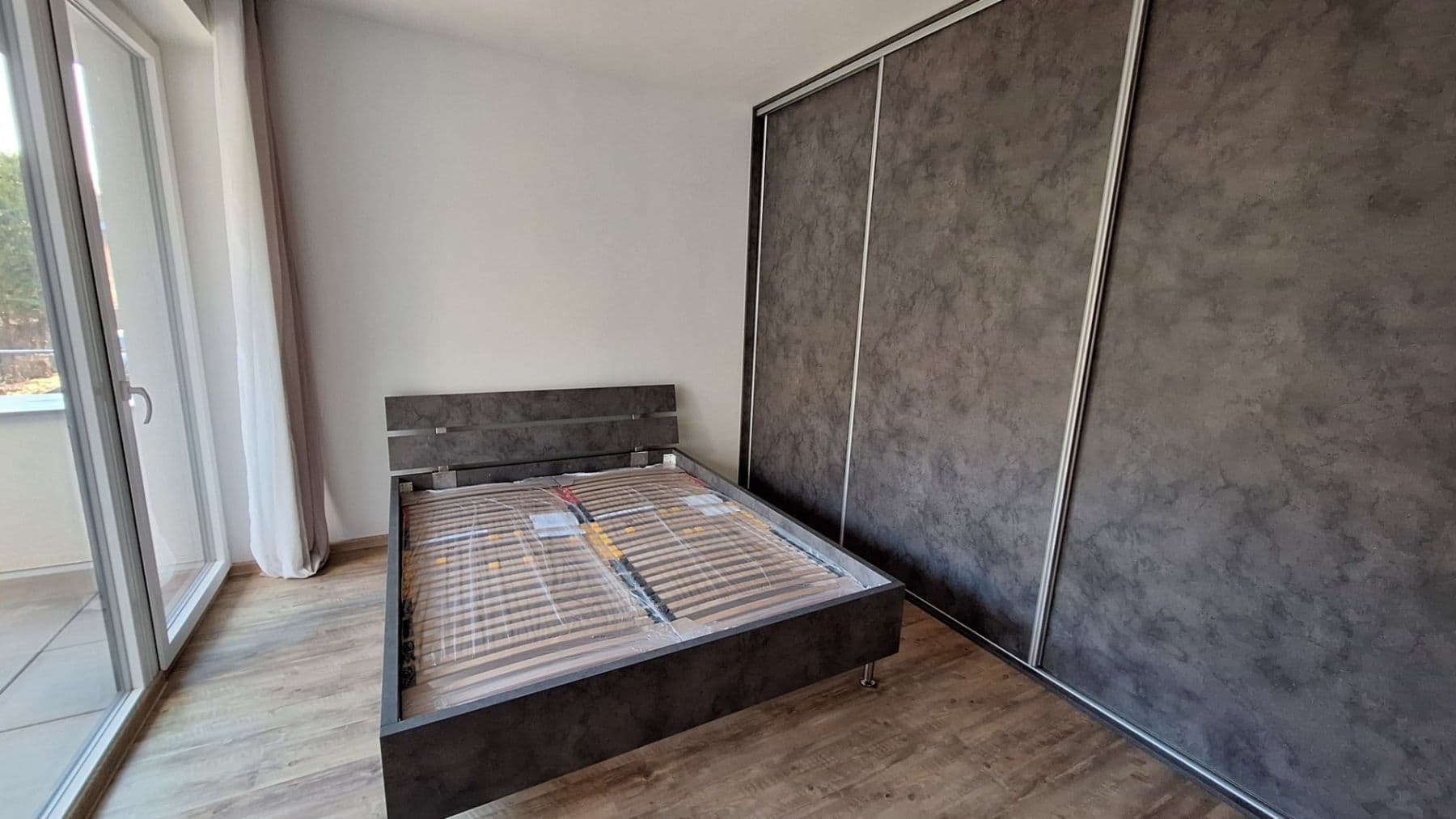 Pronájem bytu 2+kk 48 m², Na Horkách, Kralupy nad Vltavou, Středočeský kraj Pronájem bytu 2+kk 48 m², Na Horkách, Kralupy nad Vltavou, Středočeský kraj
