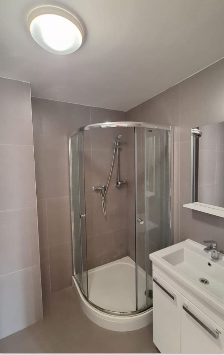 Pronájem bytu 2+kk 48 m², Na Horkách, Kralupy nad Vltavou, Středočeský kraj Pronájem bytu 2+kk 48 m², Na Horkách, Kralupy nad Vltavou, Středočeský kraj