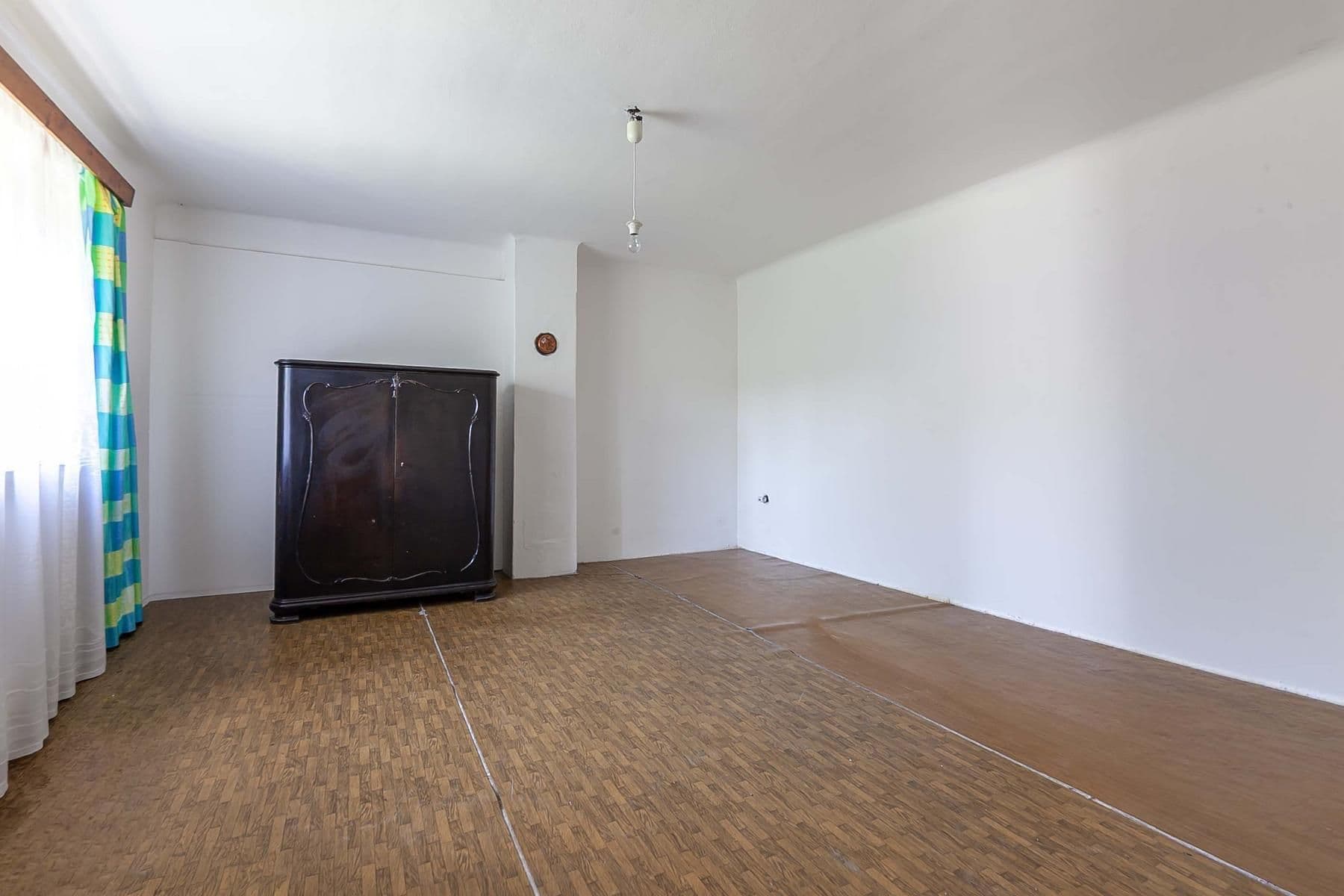 Prodej domu 250 m², pozemek 1.555 m², Doubravčice, Středočeský kraj Prodej domu 250 m², pozemek 1.555 m², Doubravčice, Středočeský kraj