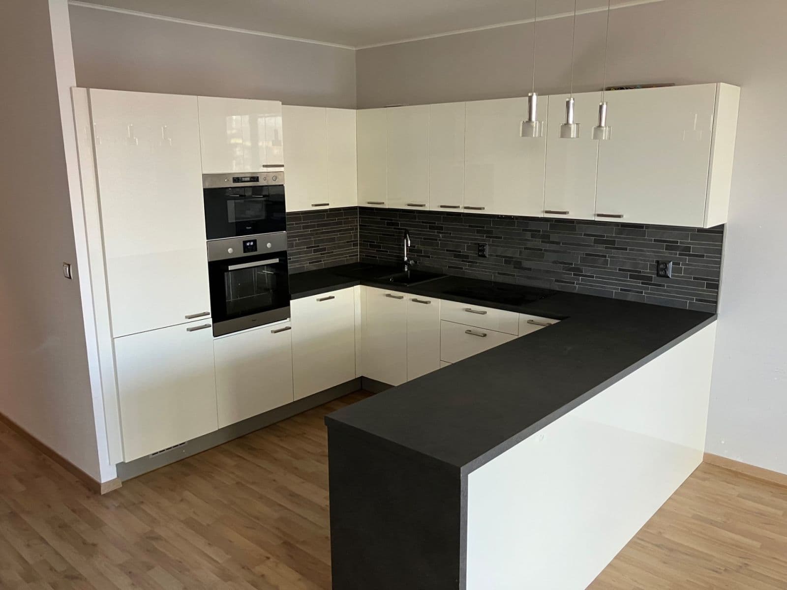 Prodej bytu 3+kk 93 m², Voskovcova, Praha, Praha Prodej bytu 3+kk 93 m², Voskovcova, Praha, Praha