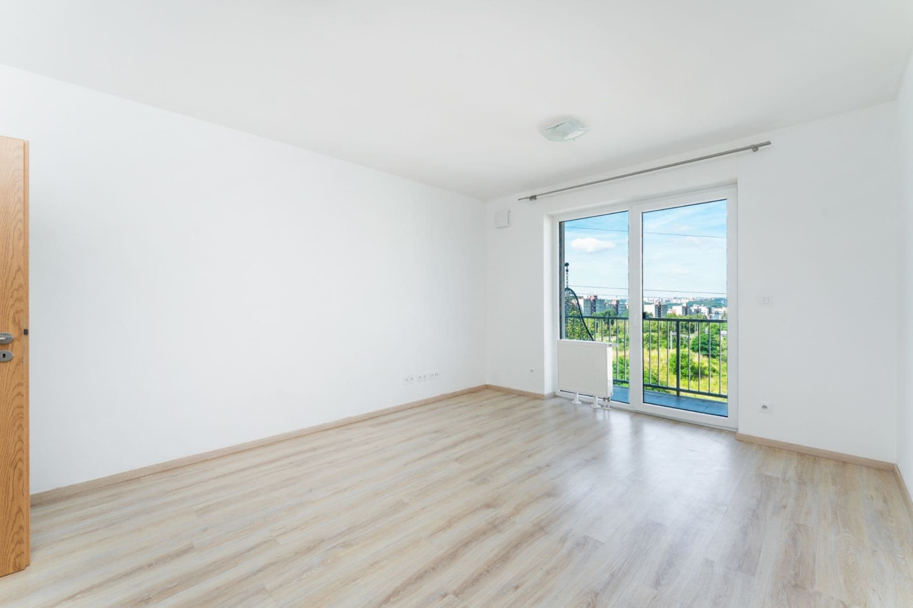 Prodej bytu 1+kk 27 m², Za černým mostem, Praha, Praha Prodej bytu 1+kk 27 m², Za černým mostem, Praha, Praha