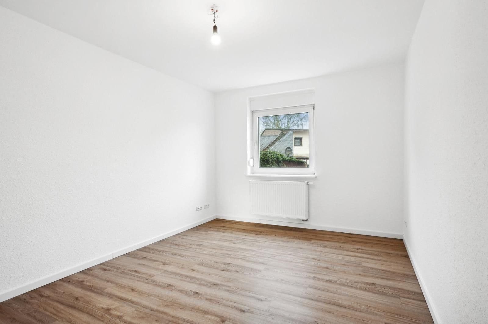 Pronájem bytu 4+1 88 m², Mönchengladbach, Severní Porýní-Vestfálsko Pronájem bytu 4+1 88 m², Mönchengladbach, Severní Porýní-Vestfálsko