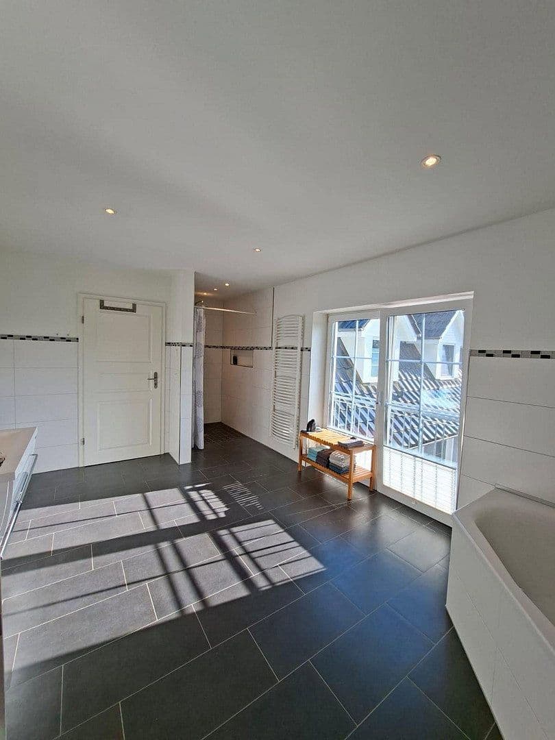 Prodej domu 354 m², pozemek 7.940 m², Großsolt, Šlesvicko-Holštýnsko Prodej domu 354 m², pozemek 7.940 m², Großsolt, Šlesvicko-Holštýnsko