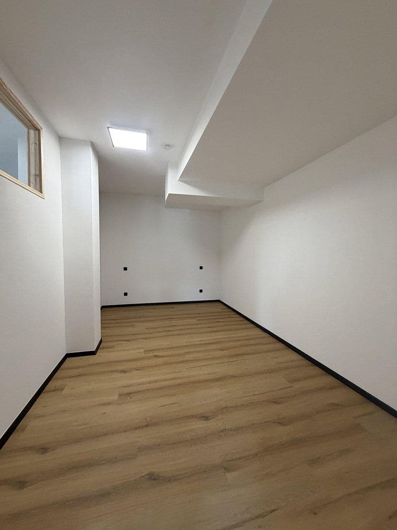 Pronájem bytu 2+1 77 m², Wormser Str. 5, Grünstadt, Porýní-Falc Pronájem bytu 2+1 77 m², Wormser Str. 5, Grünstadt, Porýní-Falc