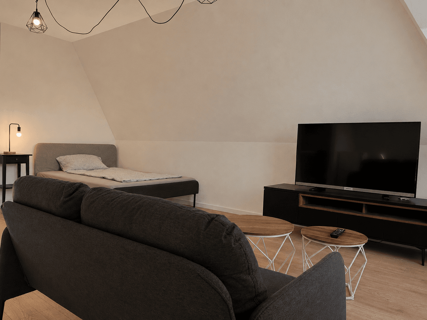 Pronájem bytu 1+kk 34 m², Leipziger Str. 2b, Markranstädt, Sasko Pronájem bytu 1+kk 34 m², Leipziger Str. 2b, Markranstädt, Sasko
