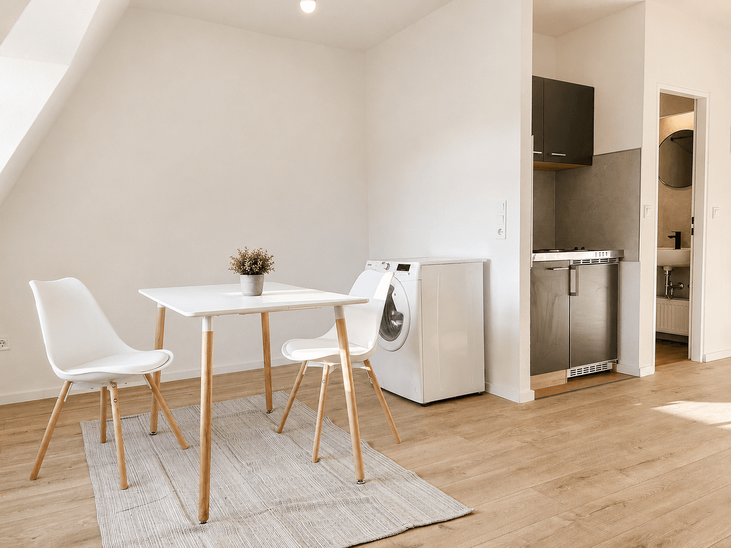 Pronájem bytu 1+kk 34 m², Leipziger Str. 2b, Markranstädt, Sasko Pronájem bytu 1+kk 34 m², Leipziger Str. 2b, Markranstädt, Sasko