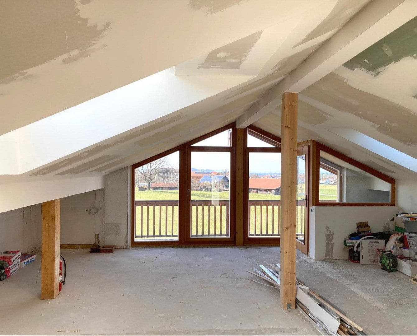 Prodej domu 218 m², pozemek 500 m², Bergen, Bavorsko Prodej domu 218 m², pozemek 500 m², Bergen, Bavorsko