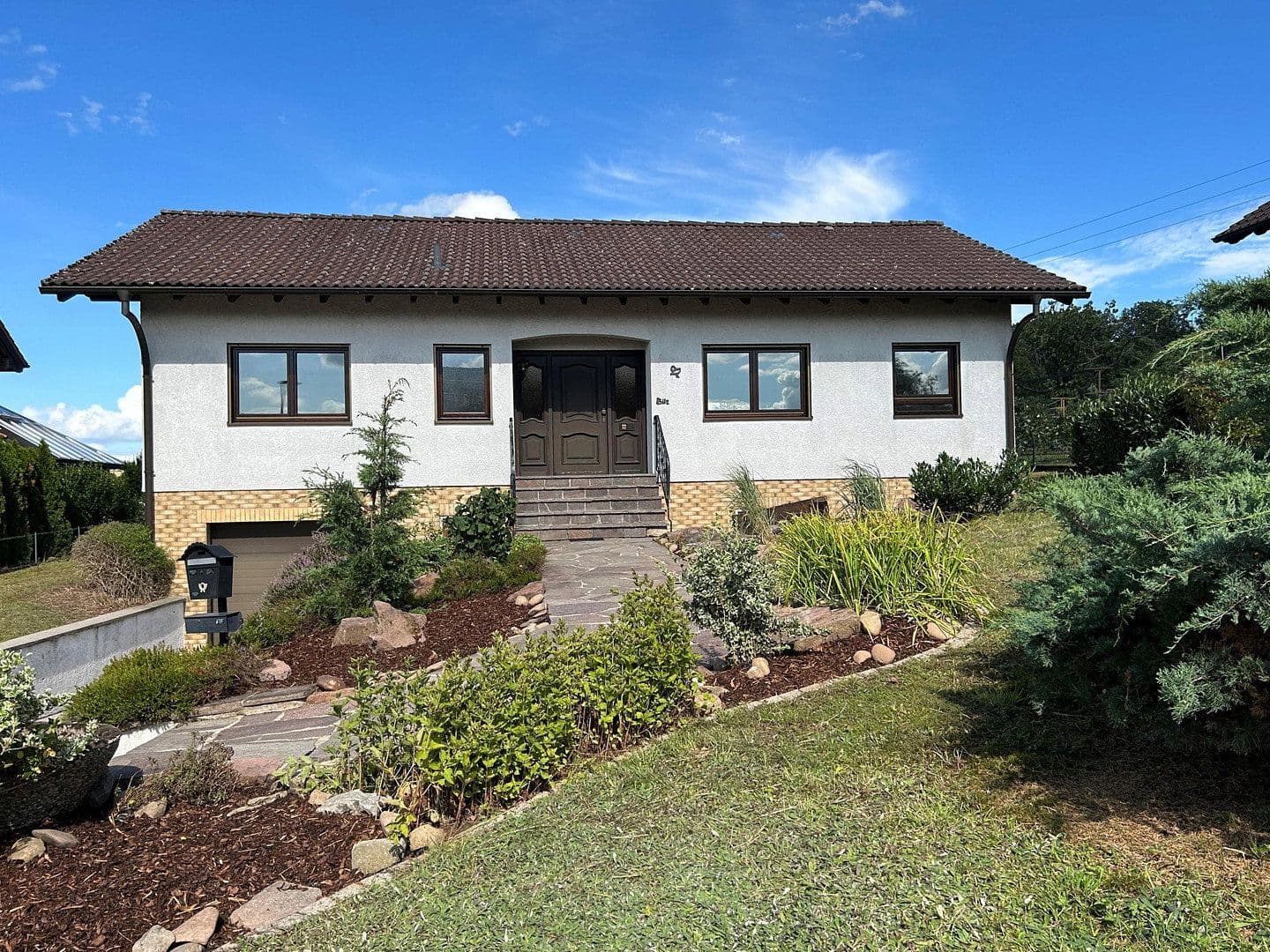 Pronájem domu 120 m², pozemek 866 m², Straubenhardt, Bádensko-Württembersko Pronájem domu 120 m², pozemek 866 m², Straubenhardt, Bádensko-Württembersko
