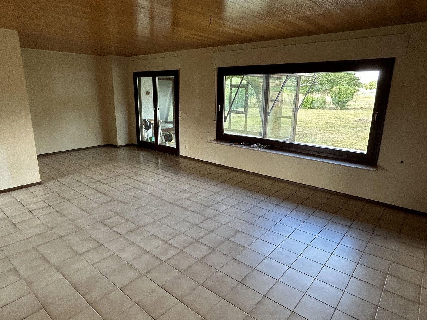 Pronájem domu 120 m², pozemek 866 m², Straubenhardt, Bádensko-Württembersko Pronájem domu 120 m², pozemek 866 m², Straubenhardt, Bádensko-Württembersko