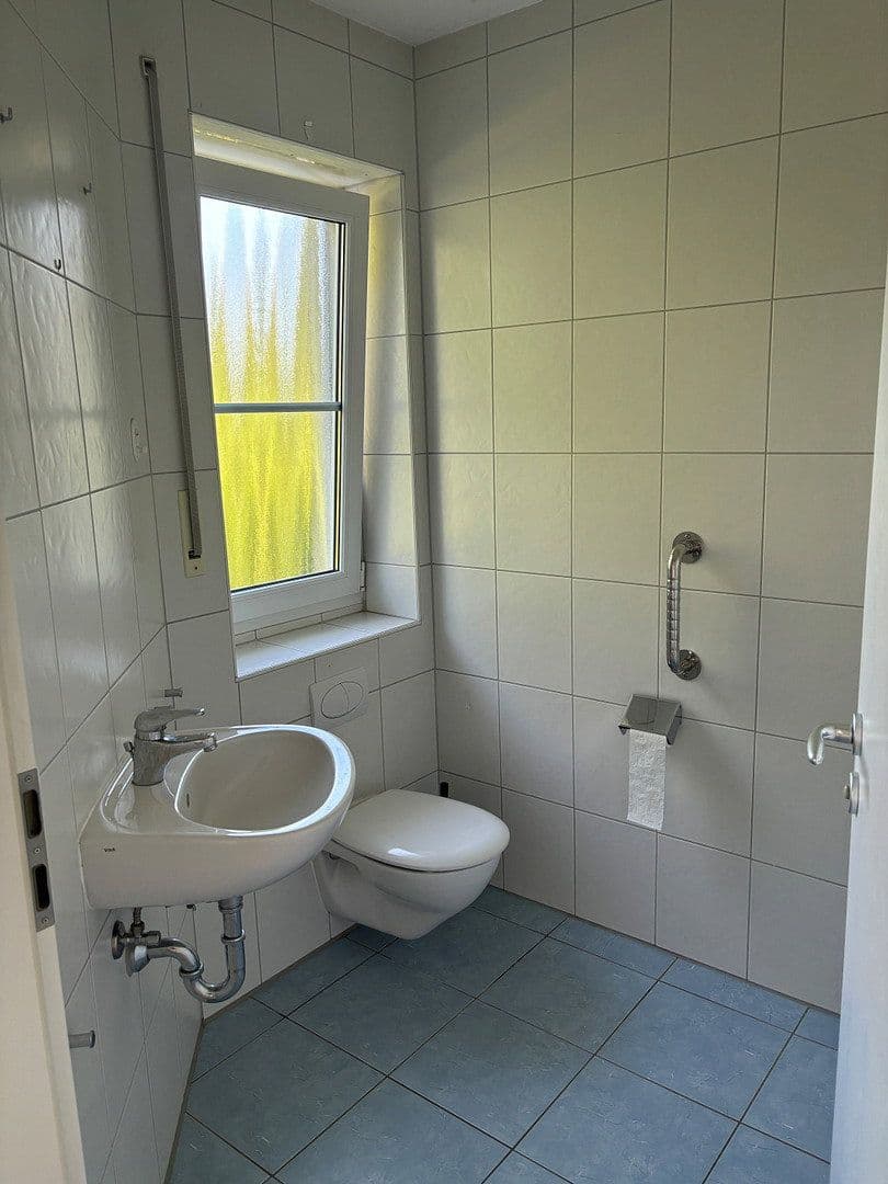 Pronájem domu 130 m², pozemek 270 m², Neuburg an der Donau, Bavorsko Pronájem domu 130 m², pozemek 270 m², Neuburg an der Donau, Bavorsko