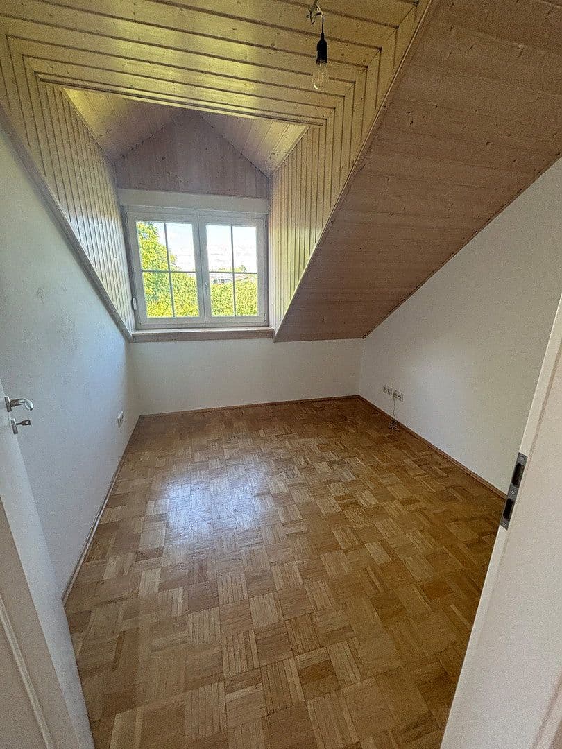 Pronájem domu 130 m², pozemek 270 m², Neuburg an der Donau, Bavorsko Pronájem domu 130 m², pozemek 270 m², Neuburg an der Donau, Bavorsko