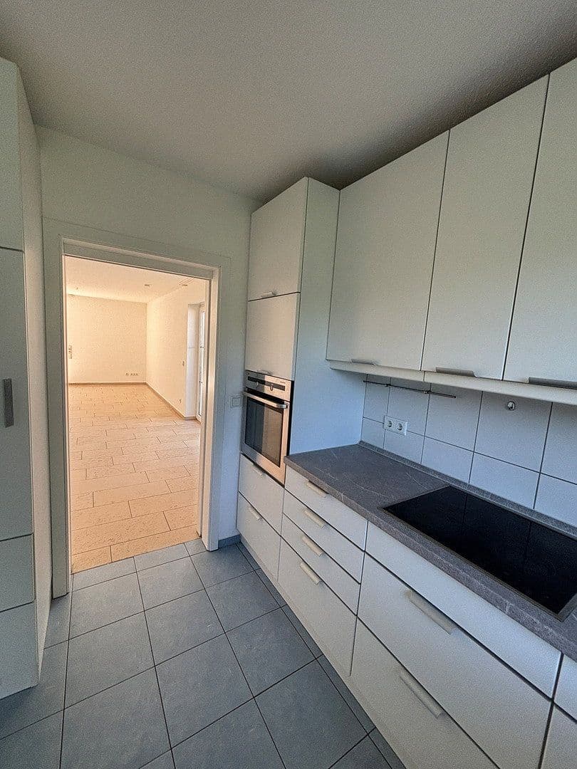 Pronájem domu 130 m², pozemek 270 m², Neuburg an der Donau, Bavorsko Pronájem domu 130 m², pozemek 270 m², Neuburg an der Donau, Bavorsko