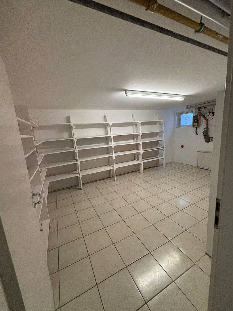 Pronájem domu 130 m², pozemek 270 m², Neuburg an der Donau, Bavorsko Pronájem domu 130 m², pozemek 270 m², Neuburg an der Donau, Bavorsko