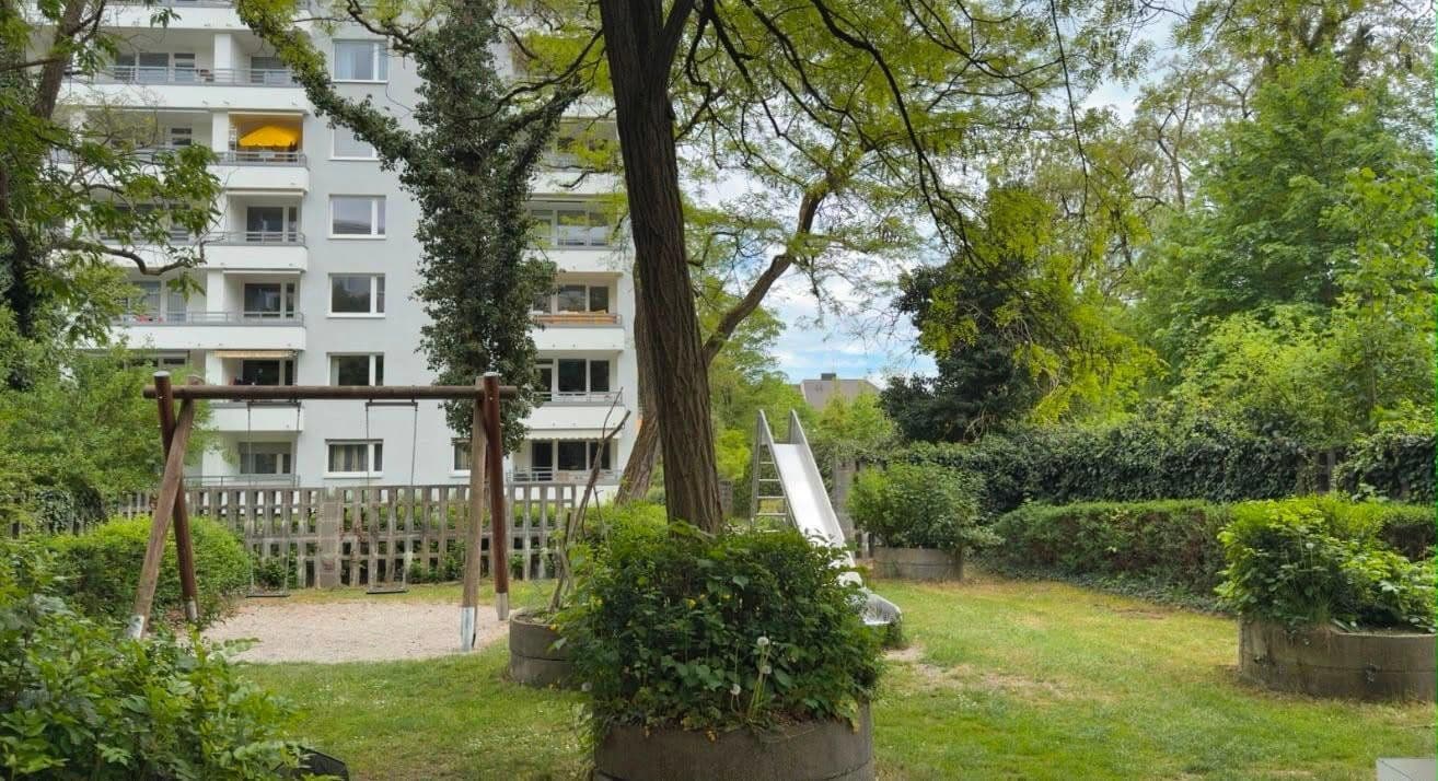 Prodej bytu 2+1 70 m², Denninger Str., München, Bavorsko Prodej bytu 2+1 70 m², Denninger Str., München, Bavorsko