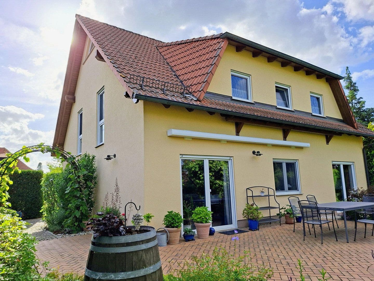 Prodej domu 184 m², pozemek 1.122 m², Falkensee, Braniborsko Prodej domu 184 m², pozemek 1.122 m², Falkensee, Braniborsko