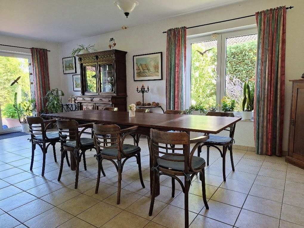 Prodej domu 184 m², pozemek 1.122 m², Geschwister-Scholl-Straße 29, Falkensee, Braniborsko Prodej domu 184 m², pozemek 1.122 m², Geschwister-Scholl-Straße 29, Falkensee, Braniborsko