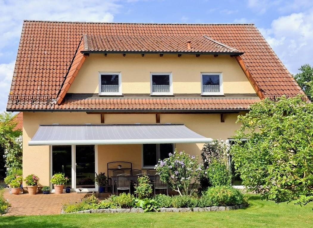 Prodej domu 184 m², pozemek 1.122 m², Geschwister-Scholl-Straße 29, Falkensee, Braniborsko Prodej domu 184 m², pozemek 1.122 m², Geschwister-Scholl-Straße 29, Falkensee, Braniborsko