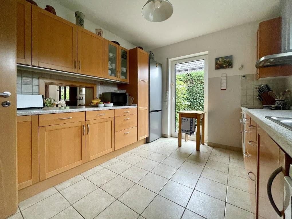 Prodej domu 184 m², pozemek 1.122 m², Geschwister-Scholl-Straße 29, Falkensee, Braniborsko Prodej domu 184 m², pozemek 1.122 m², Geschwister-Scholl-Straße 29, Falkensee, Braniborsko