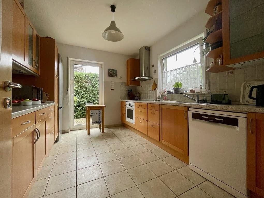 Prodej domu 184 m², pozemek 1.122 m², Geschwister-Scholl-Straße 29, Falkensee, Braniborsko Prodej domu 184 m², pozemek 1.122 m², Geschwister-Scholl-Straße 29, Falkensee, Braniborsko