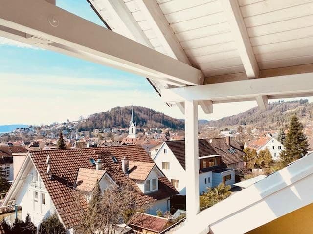 Pronájem domu 200 m², pozemek 702 m², Am Blütenhang 10, Bodman-Ludwigshafen, Bádensko-Württembersko Pronájem domu 200 m², pozemek 702 m², Am Blütenhang 10, Bodman-Ludwigshafen, Bádensko-Württembersko