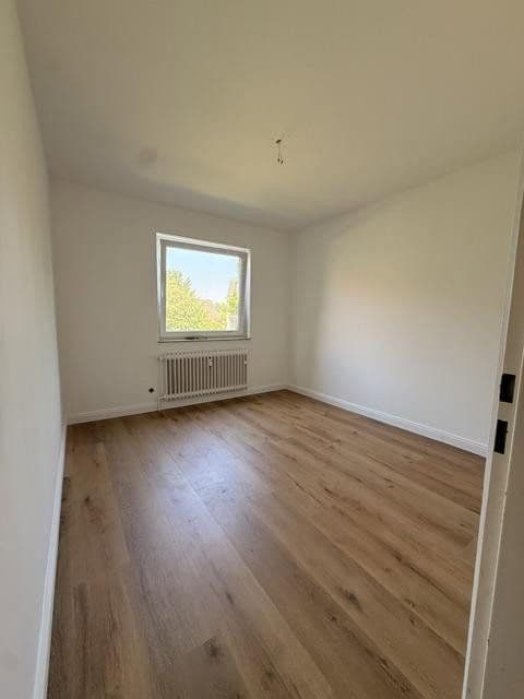 Pronájem bytu 3+1 69 m², Rosenstraße 10a, Bad Harzburg, Dolní Sasko Pronájem bytu 3+1 69 m², Rosenstraße 10a, Bad Harzburg, Dolní Sasko