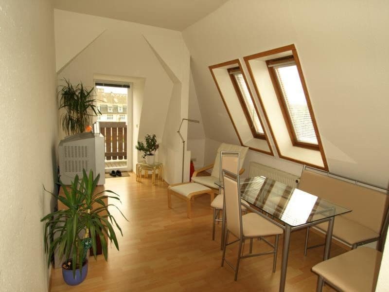Pronájem bytu 3+1 69 m², Südstr. 64, Leipzig, Sasko Pronájem bytu 3+1 69 m², Südstr. 64, Leipzig, Sasko