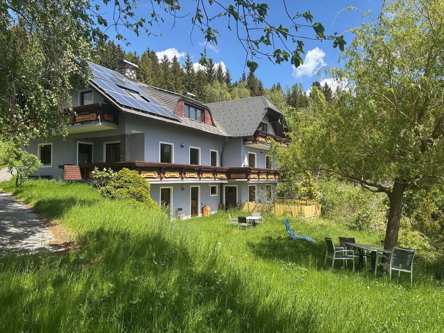 Prodej domu 453 m², pozemek 1.367 m², Hochwechsellifte, Waldbach-Mönichwald, Štýrsko Prodej domu 453 m², pozemek 1.367 m², Hochwechsellifte, Waldbach-Mönichwald, Štýrsko