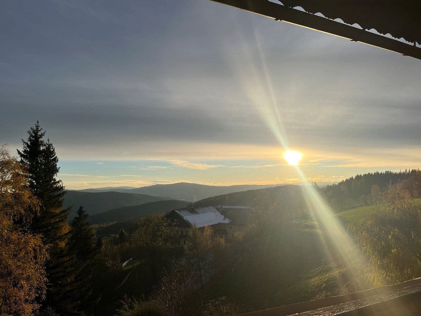 Prodej domu 453 m², pozemek 1.367 m², Hochwechsellifte, Waldbach-Mönichwald, Štýrsko Prodej domu 453 m², pozemek 1.367 m², Hochwechsellifte, Waldbach-Mönichwald, Štýrsko