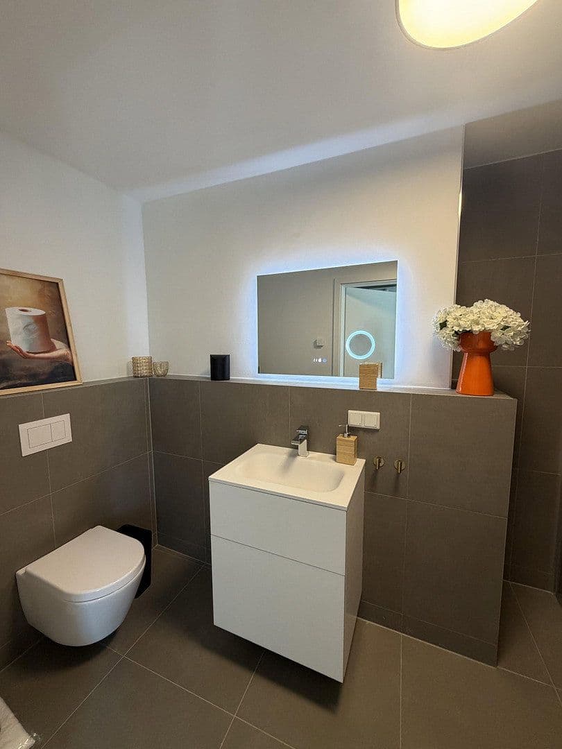 Pronájem bytu 2+1 60 m², Essen, Severní Porýní-Vestfálsko Pronájem bytu 2+1 60 m², Essen, Severní Porýní-Vestfálsko