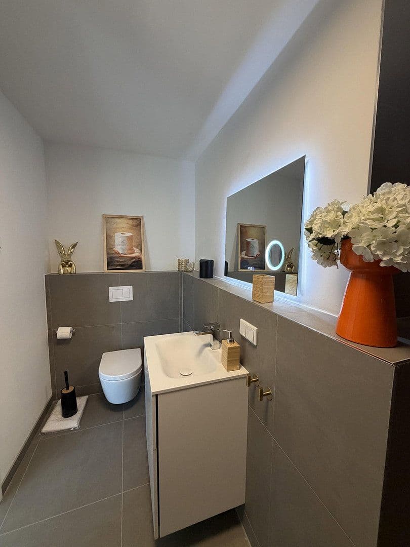 Pronájem bytu 2+1 60 m², Essen, Severní Porýní-Vestfálsko Pronájem bytu 2+1 60 m², Essen, Severní Porýní-Vestfálsko