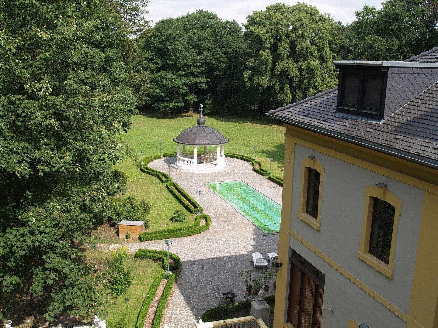 Pronájem bytu 4+kk 210 m², Bennewitz, Sasko Pronájem bytu 4+kk 210 m², Bennewitz, Sasko