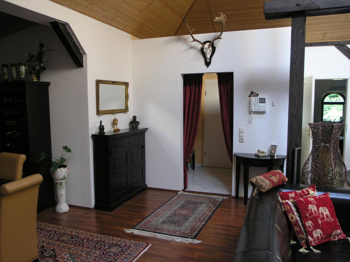 Pronájem bytu 4+kk 210 m², Bennewitz, Sasko Pronájem bytu 4+kk 210 m², Bennewitz, Sasko