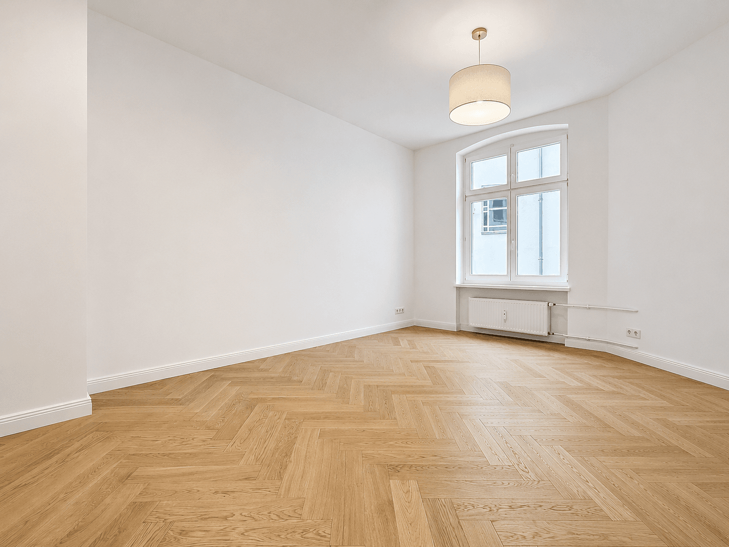 Prodej bytu 3+1 86 m², Berlin, Berlín Prodej bytu 3+1 86 m², Berlin, Berlín