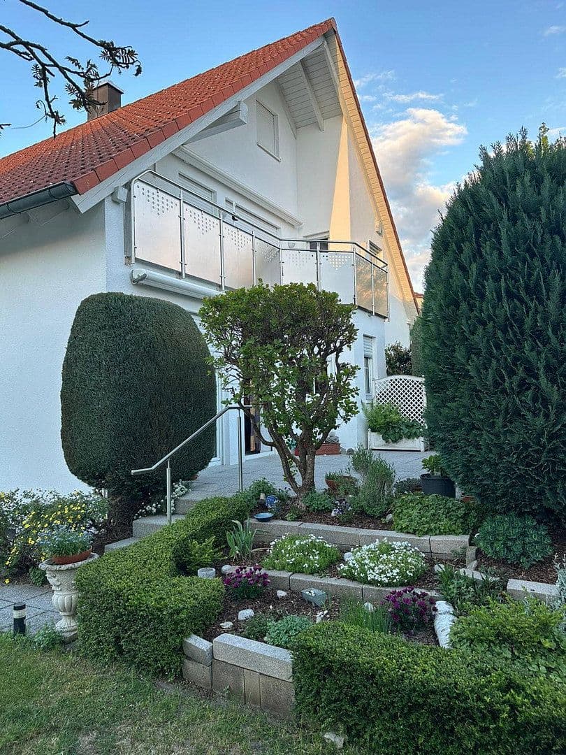 Pronájem bytu 4+kk 121 m², Muhr am See, Bavorsko Pronájem bytu 4+kk 121 m², Muhr am See, Bavorsko