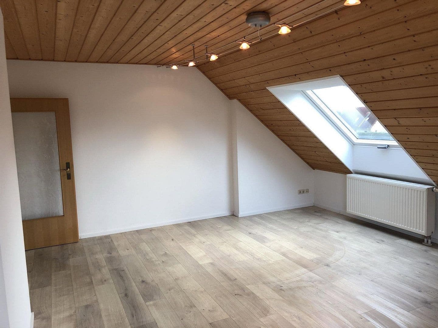 Pronájem bytu 6+1 107 m², Schillerstraße 35, Pöttmes, Bavorsko Pronájem bytu 6+1 107 m², Schillerstraße 35, Pöttmes, Bavorsko