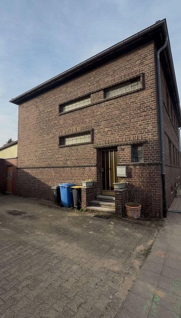 Prodej domu 80 m², pozemek 327 m², Lindenstr. 44, Willich, Severní Porýní-Vestfálsko Prodej domu 80 m², pozemek 327 m², Lindenstr. 44, Willich, Severní Porýní-Vestfálsko