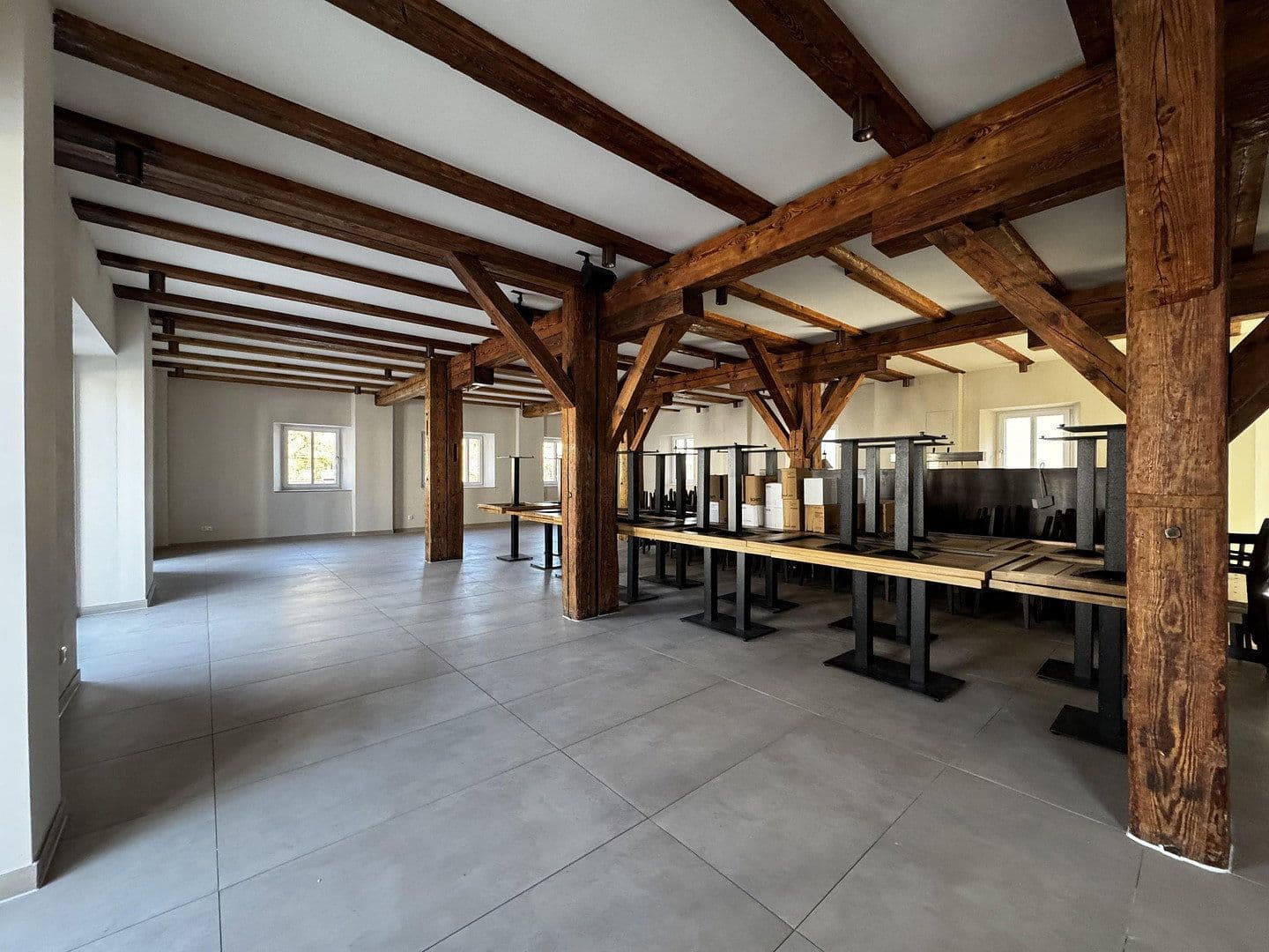 Pronájem nebytového prostoru 453 m², Dinauer Straße 1, Kallmünz, Bavorsko Pronájem nebytového prostoru 453 m², Dinauer Straße 1, Kallmünz, Bavorsko