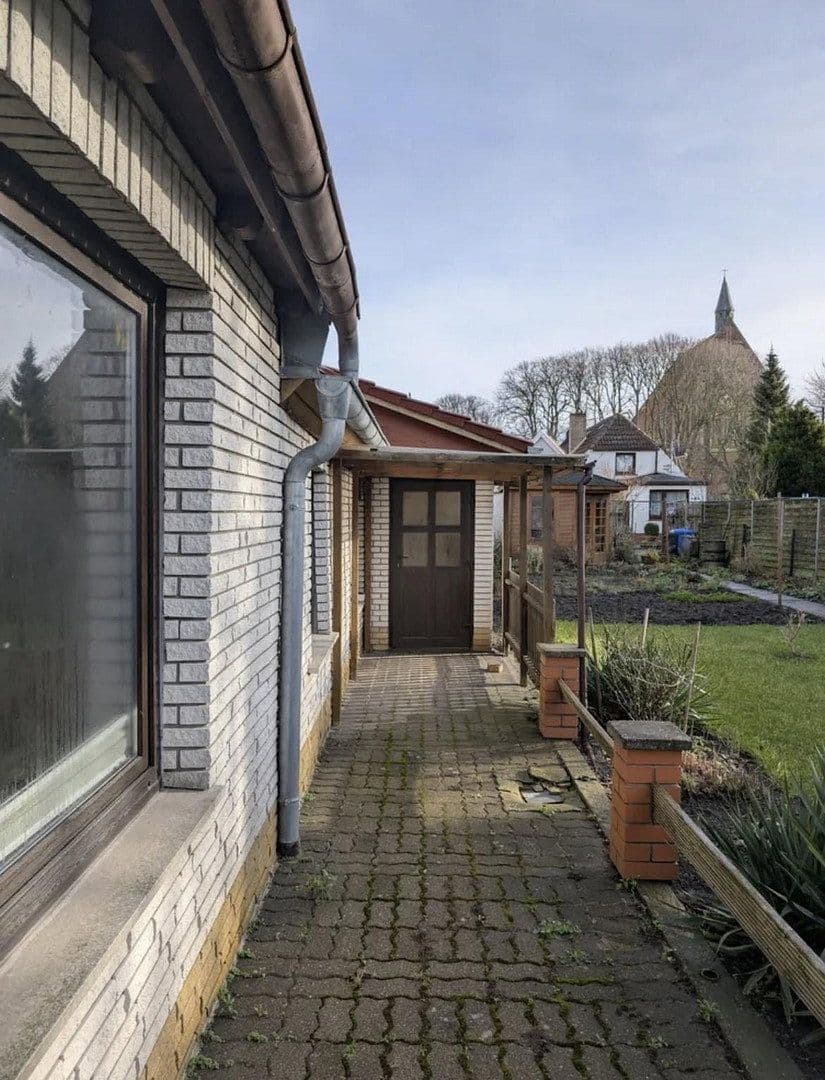 Prodej domu 120 m², pozemek 250 m², Bahnhofstraße 2, Wiek auf Rügen, Mecklenburg-Vorpommern Prodej domu 120 m², pozemek 250 m², Bahnhofstraße 2, Wiek auf Rügen, Mecklenburg-Vorpommern