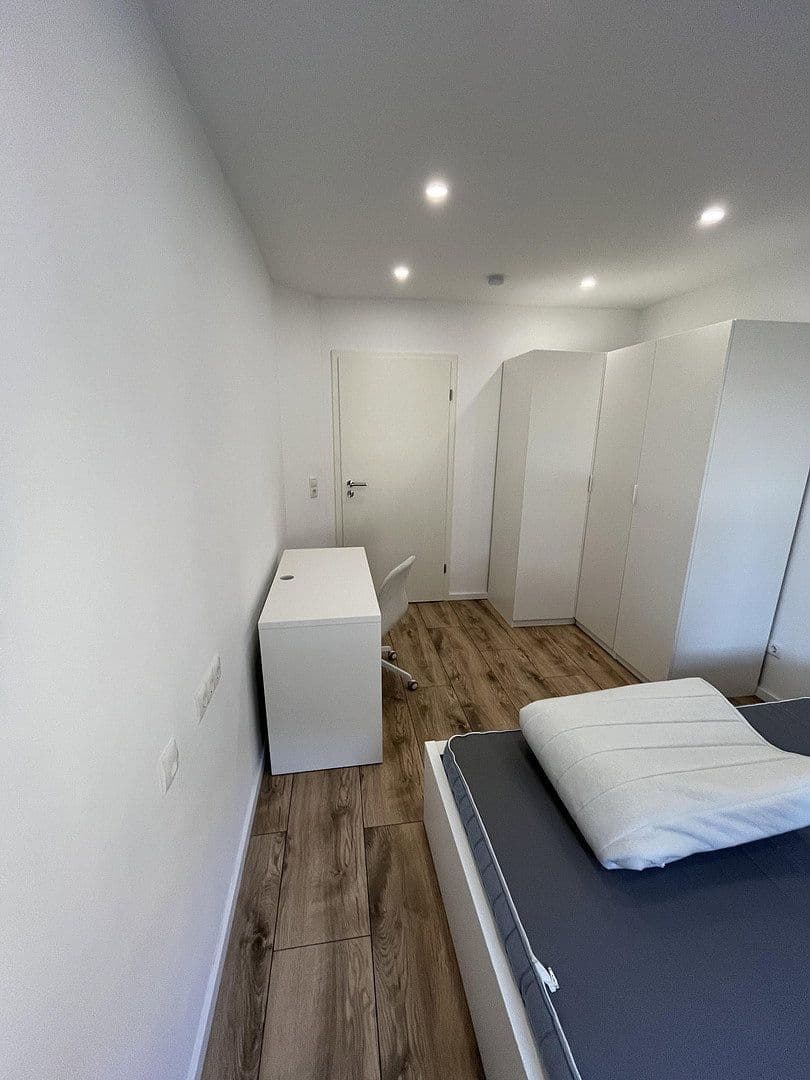 Pronájem bytu 13 m², Viernheim, Hessen Pronájem bytu 13 m², Viernheim, Hessen