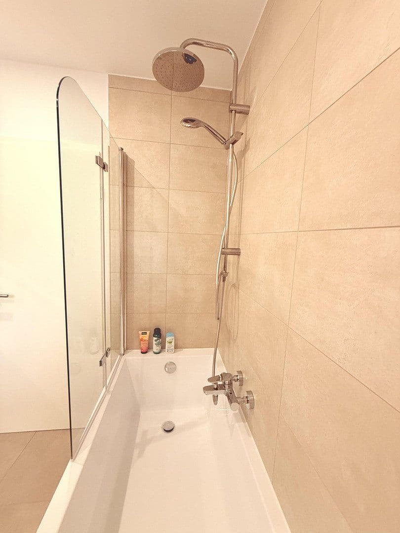 Pronájem bytu 2+1 65 m², Marquardsenstr. 5, Erlangen, Bavorsko Pronájem bytu 2+1 65 m², Marquardsenstr. 5, Erlangen, Bavorsko