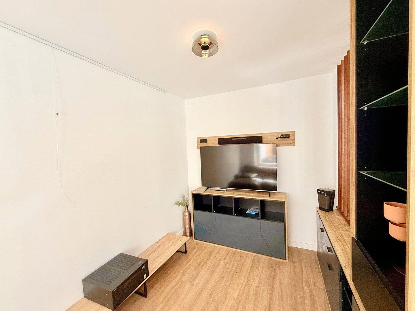 Pronájem bytu 2+1 65 m², Marquardsenstr. 5, Erlangen, Bavorsko Pronájem bytu 2+1 65 m², Marquardsenstr. 5, Erlangen, Bavorsko