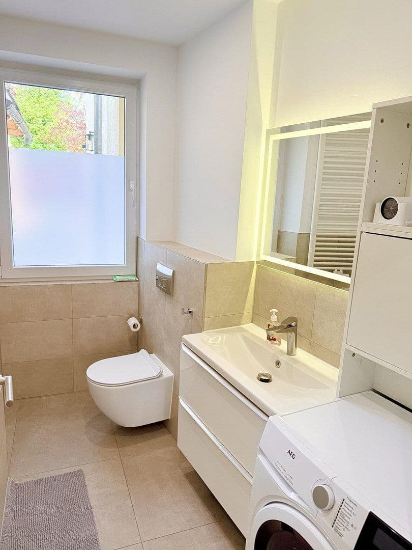 Pronájem bytu 2+1 65 m², Marquardsenstr. 5, Erlangen, Bavorsko Pronájem bytu 2+1 65 m², Marquardsenstr. 5, Erlangen, Bavorsko