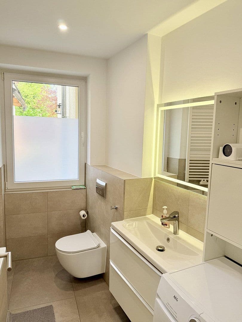 Pronájem bytu 2+1 65 m², Marquardsenstr. 5, Erlangen, Bavorsko Pronájem bytu 2+1 65 m², Marquardsenstr. 5, Erlangen, Bavorsko